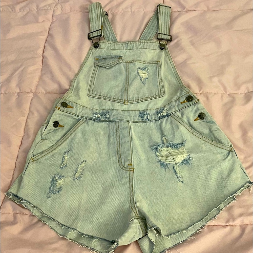 Glassons Denim light wash distressed overall shorts romper, size 8 boho spring